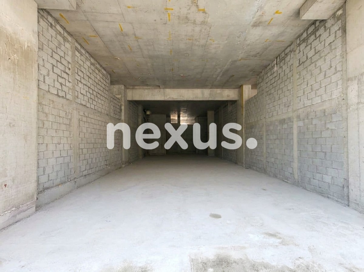 Road Facing | F&B Retail | High Visibility