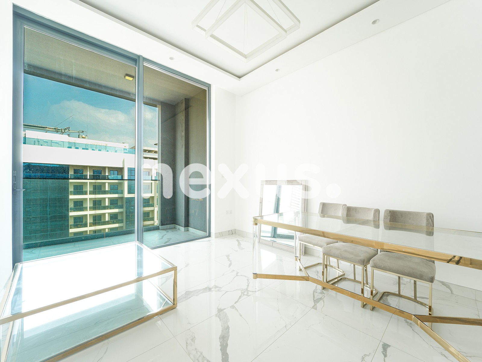 Vacant | High Floor | Pool And Amenities View