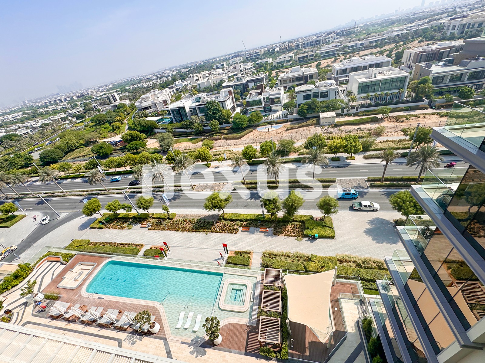 2BD | GOLF VIEWS | HIGH FLOOR | AVAILABLE