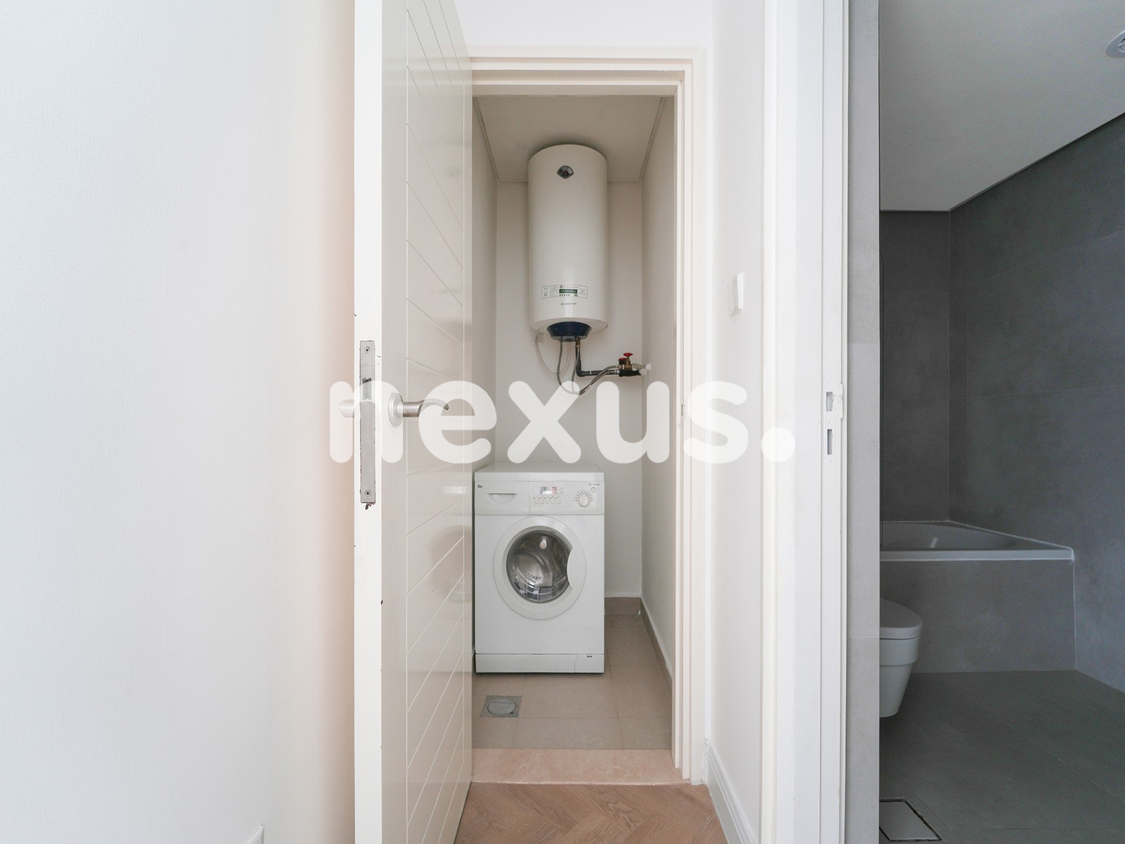 Luxury Living | Upgraded | Prime Location