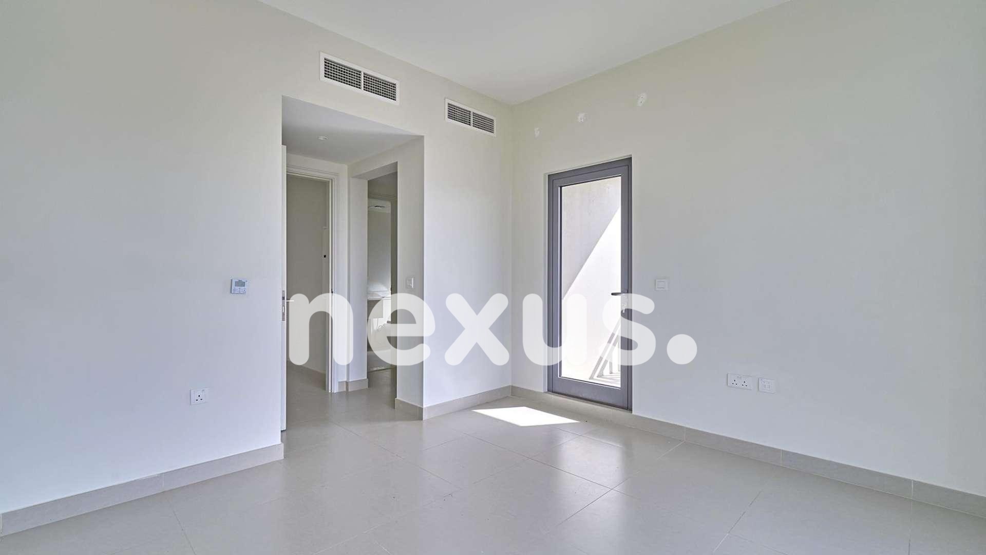 Family Living | End Unit | Landscaped Garden