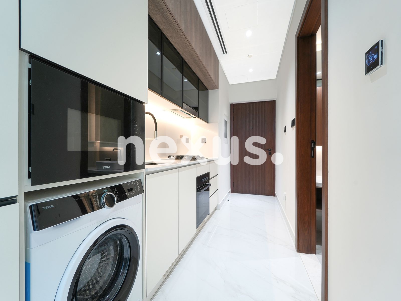 Premium Studio | High Floor | Resort Amenities
