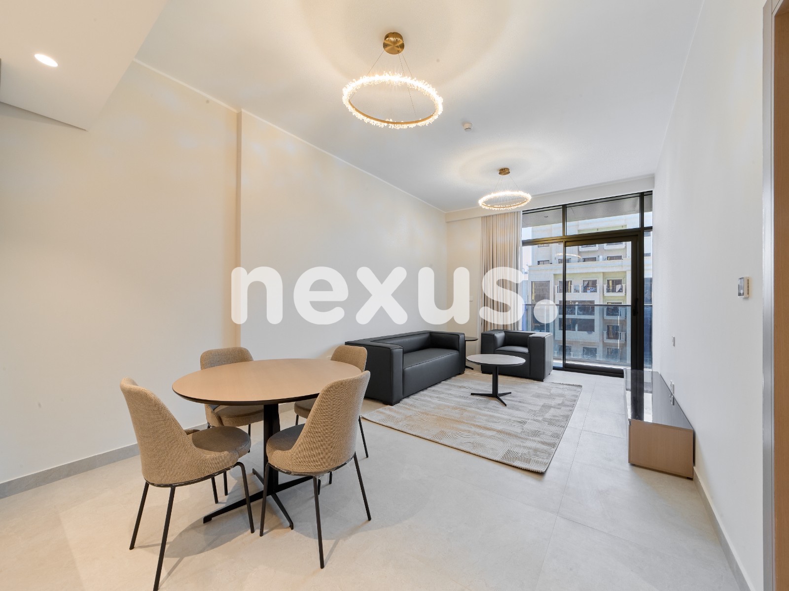 COMMUNITY VIEW | TENANTED | FULLY FURNISHED