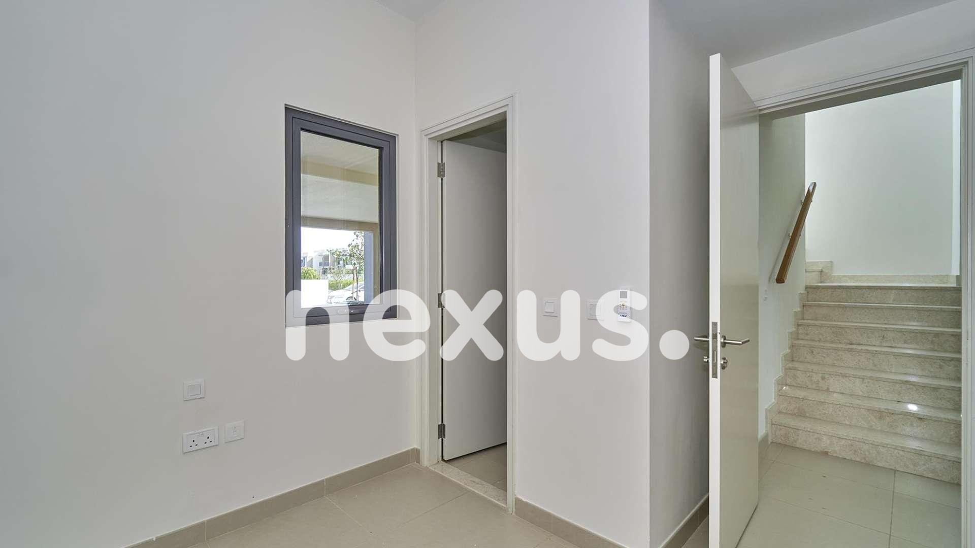Family Living | End Unit | Landscaped Garden