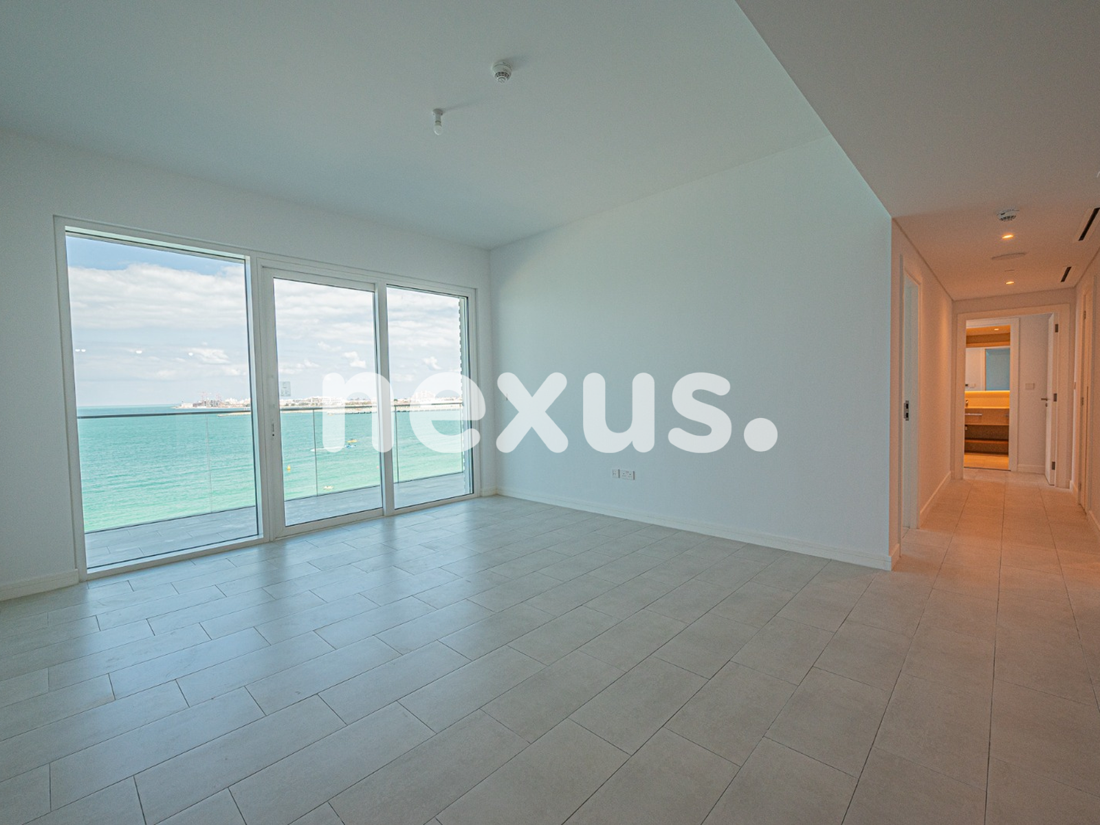 BREATHTAKING SEA VIEW | VACANT | UNFURNISHED
