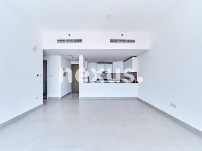Vacant | Park View | Multiple Options | Spacious