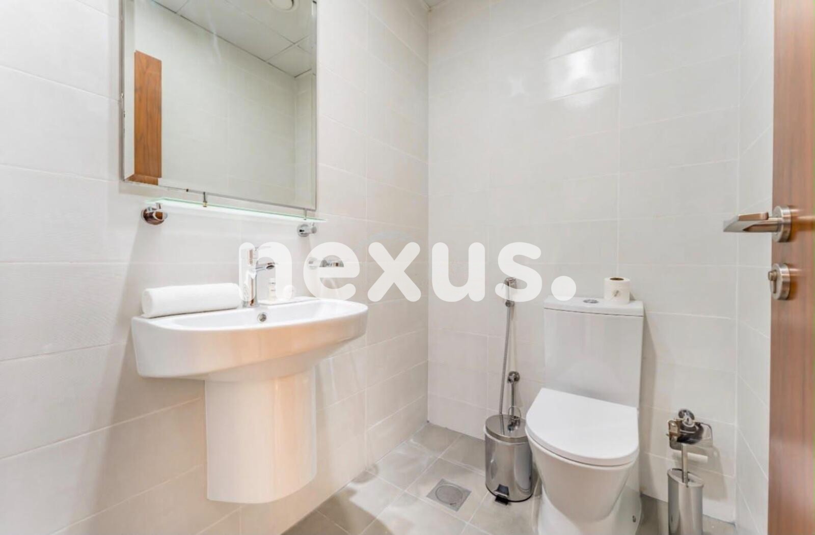 Furnished 1BR | Prime Downtown | Modern Layout