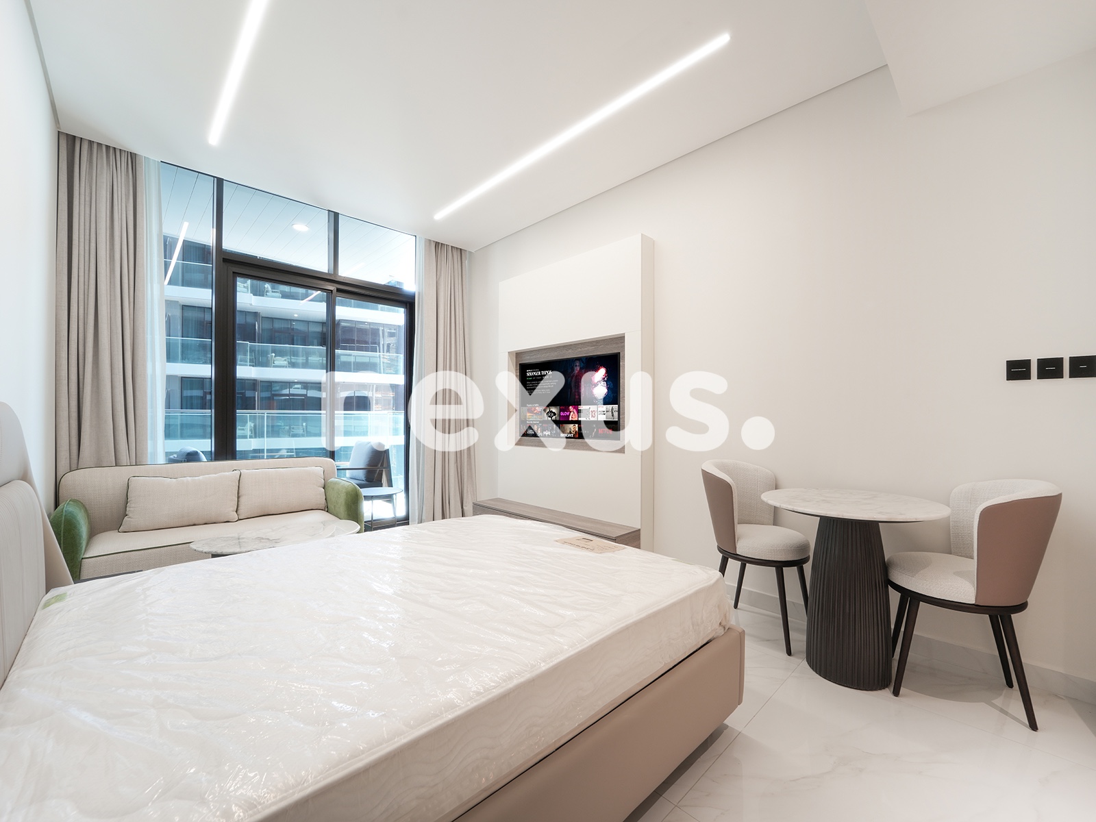 Brand New | Fully Furnished | Bright Unit | Vacant