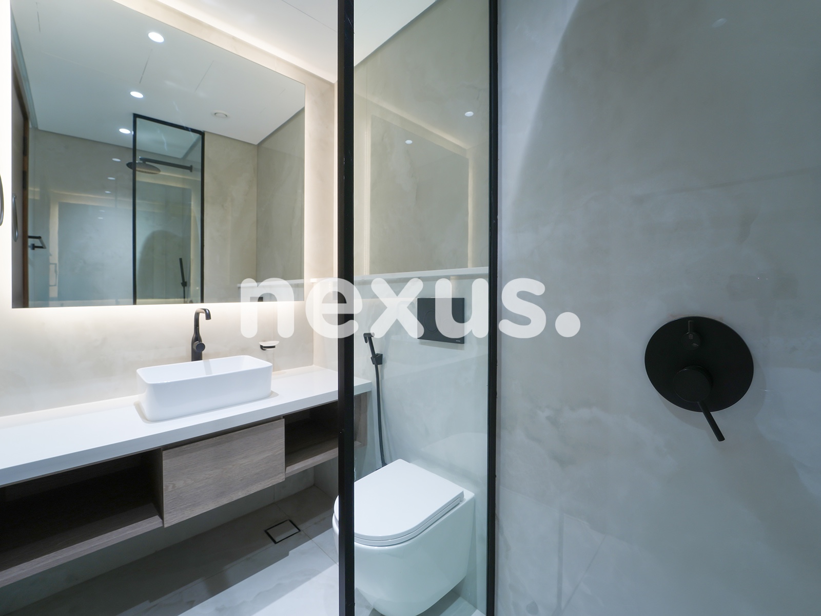 Brand New | Fully Furnished | Bright Unit | Vacant