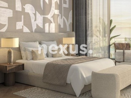 Modern Studio | Lagoon & Marina View